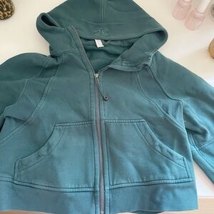 Lululemon Scuba